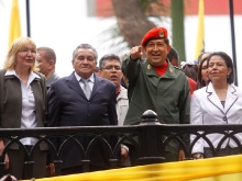 Venezuela celebra bicentenario de la izada del tricolor de Miranda