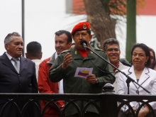 Venezuela celebra bicentenario de la izada del tricolor de Miranda