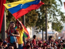 Inmensa marea de amor acompañó al Comandante  Chávez hasta la Academia Militar de Venezuela