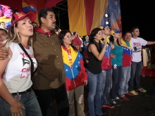 Nicolás Maduro en acto de campaña en la parroquia El Valle