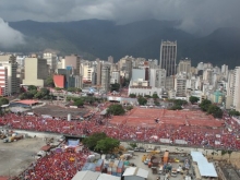 La avalancha bolivariana desbordó Caracas en el cierre de campaña 