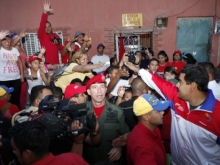 Maduro recorre El Valle