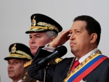 Presidente Hugo Chávez encabeza Desfile Bicentenario desde Miraflores