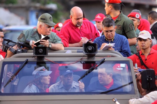 Recorrido del Conmandante Chávez por Sector Blandin, Carretera Vieja Caracas La Guaira