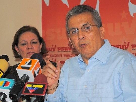 Rodrigo Cabezas y Ana Elisa Osorio