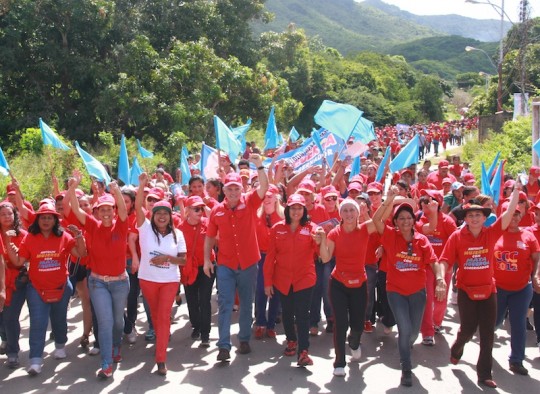 Caminata en apoyo al candidato Mata Figueroa