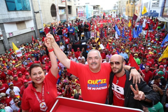 Rangel dedico el acto de cierre en Caroní al presidente Hugo Chávez Frías.