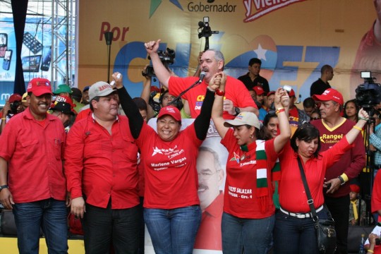 Rangel dedico el acto de cierre en Caroní al presidente Hugo Chávez Frías.