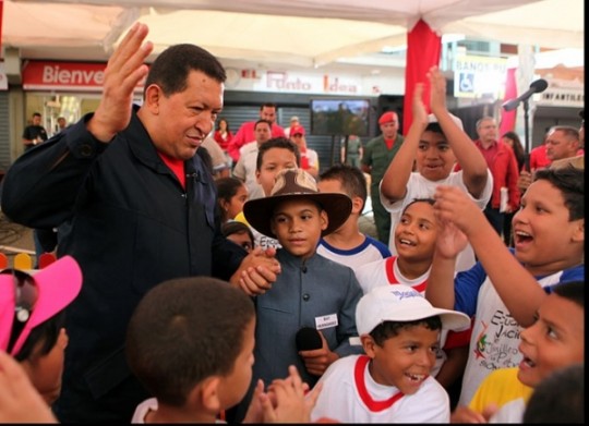 Presidente con niños