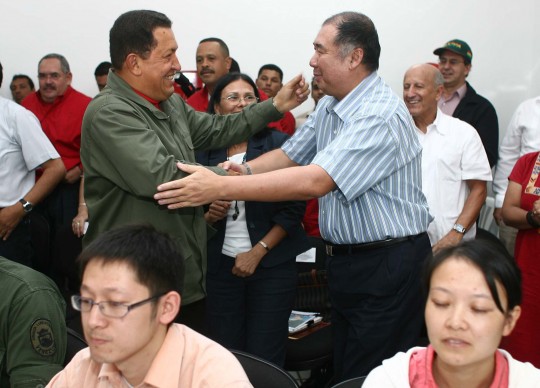 Presidente Chávez supervisa lanzamiento de satélite Simón Bolívar