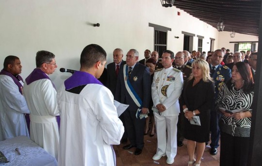 Rinden honores al Libertador