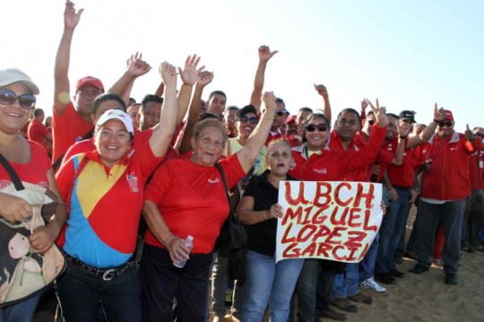 Acto antiimperialista en los médanos