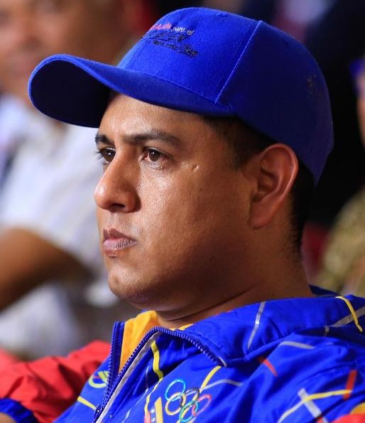 Ministro de la Juventud y el Deporte.