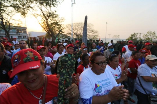 Homenaje a Chávez en Bolívar3