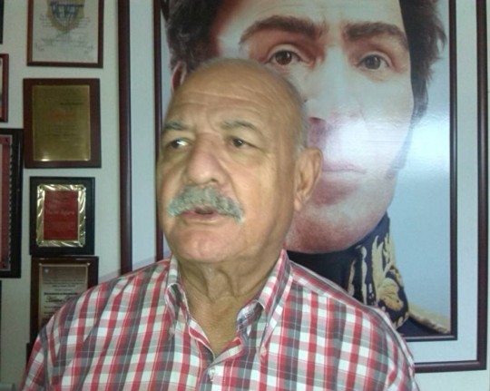  Héctor Agüero 