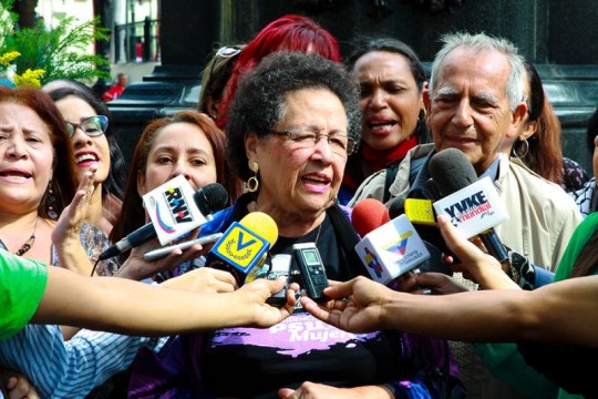 María León