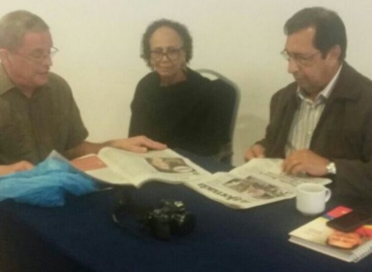 Foto: Con el Mazo Dando