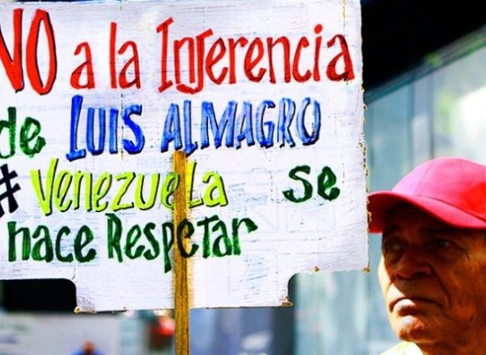 Foto: Con el Mazo Dando