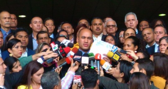 Foto: Con el Mazo Dando
