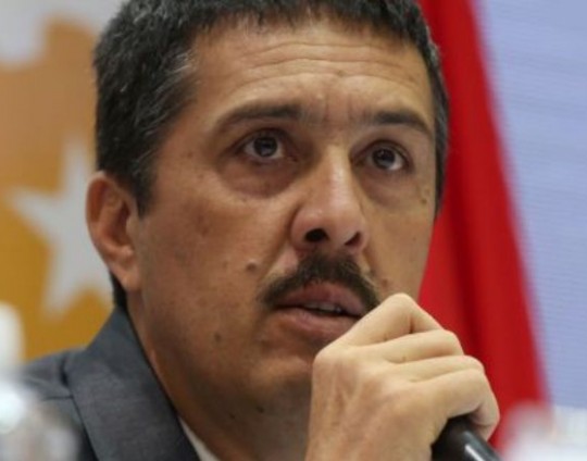 Ramón Lobo