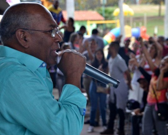 Aristóbulo Istúriz