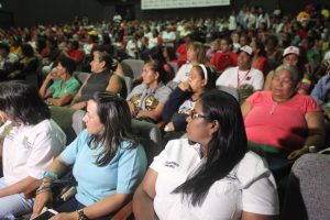 mujeres1-300x200