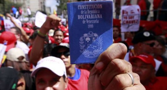pueblo_con_su_constitucin