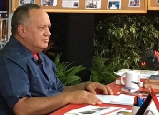 Foto: Con el Mazo Dando