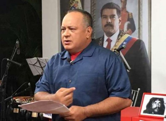 Foto: Con el Mazo Dando 