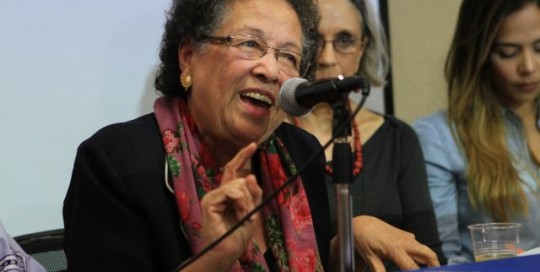 María León