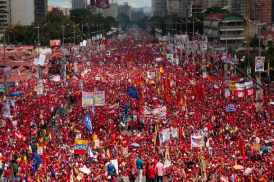 marea_roja_avenidabolivar_copia
