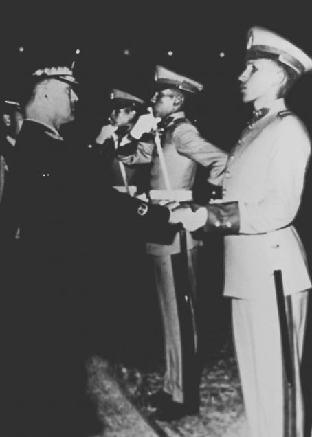 Investidura del cadete Hugo Chávez