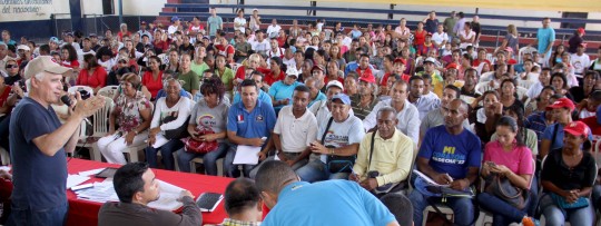 Maquinaria 4x4 del municipio Miranda  listo para Octubre Victorioso.
