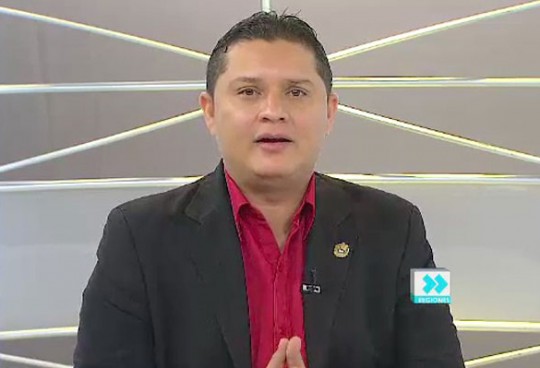 Foto: Con el Mazo Dando