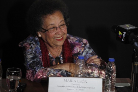 María León