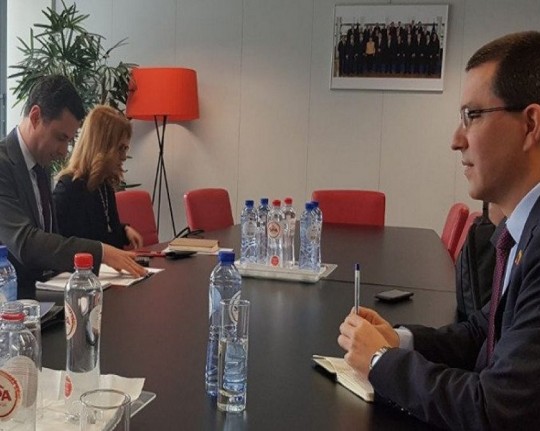 Arreaza-Mogherini-1-1132x670