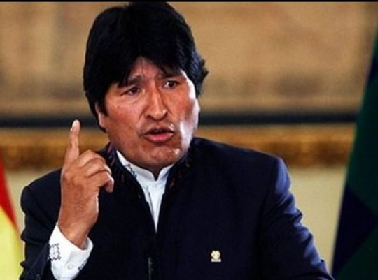 Foto: Con El Mazo Dando