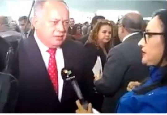 Foto: Con el Mazo Dando