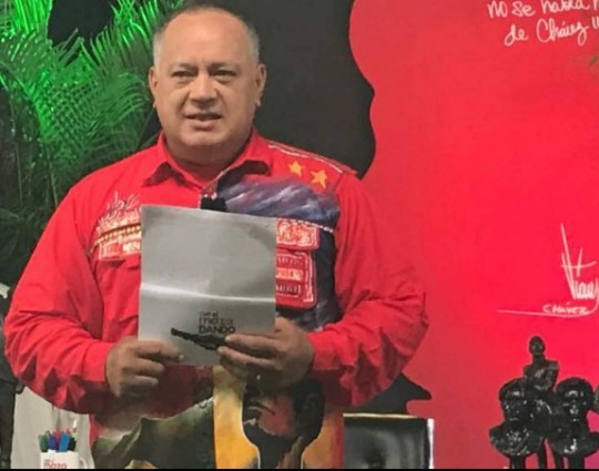 Foto: Con el Mazo Dando