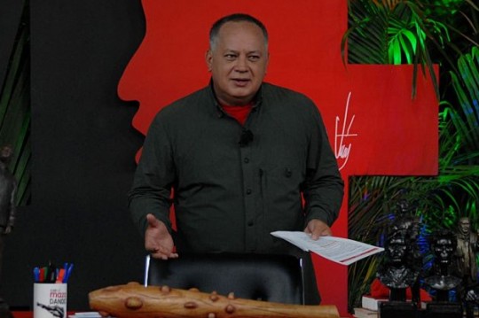 Foto: Con el Mazo Dando
