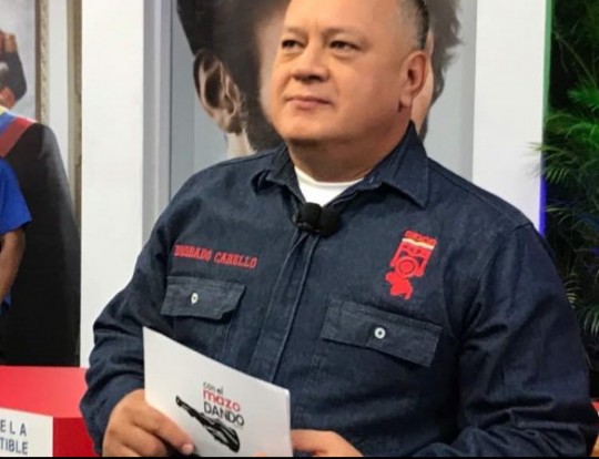 Foto: Con el Mazo Dando