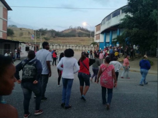Liceo Cecilio Acosta Charallave 