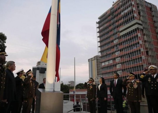 izada_bandera1530790146