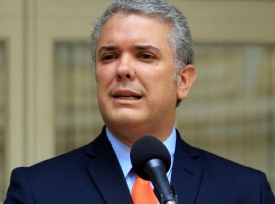 Foto: Con el Mazo Dando