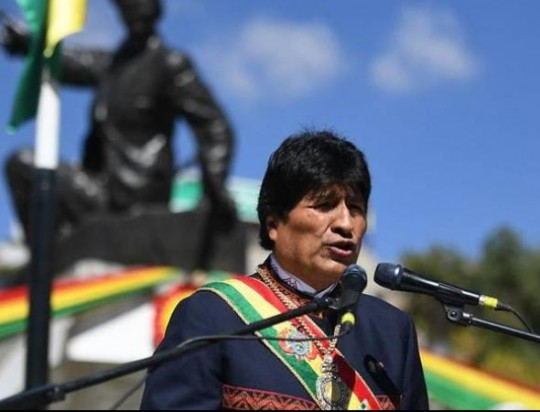 Foto: Con el ,Mazo Dando