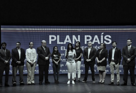 Plan País Amargura