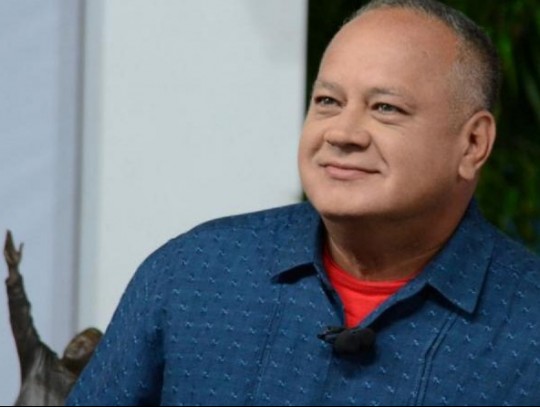 Foto: Con el Mazo Dando