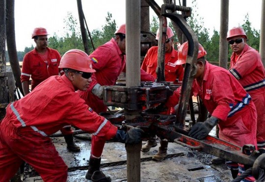 TRABAJADORES
