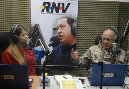 Foto: Con el Mazo Dando