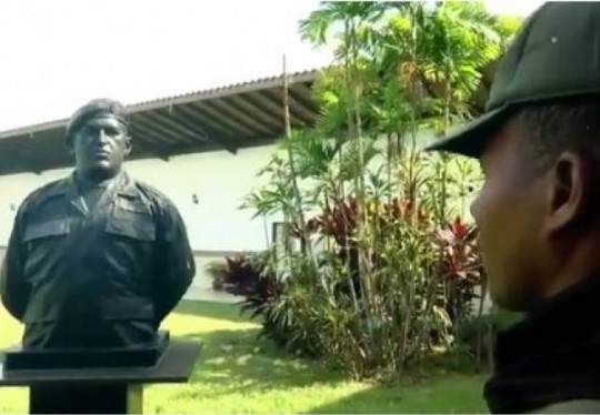 Foto: Con el Mazo Dando